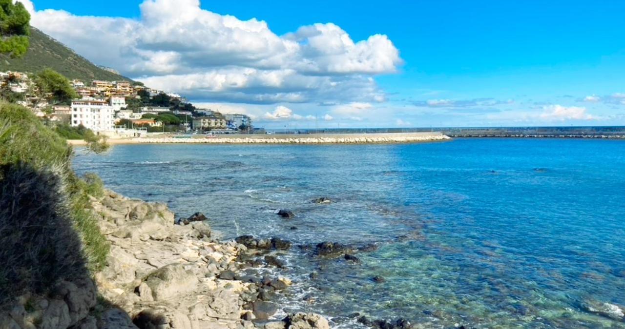 Casa Chiara, appartamento per 4 Cala Gonone Esterno foto
