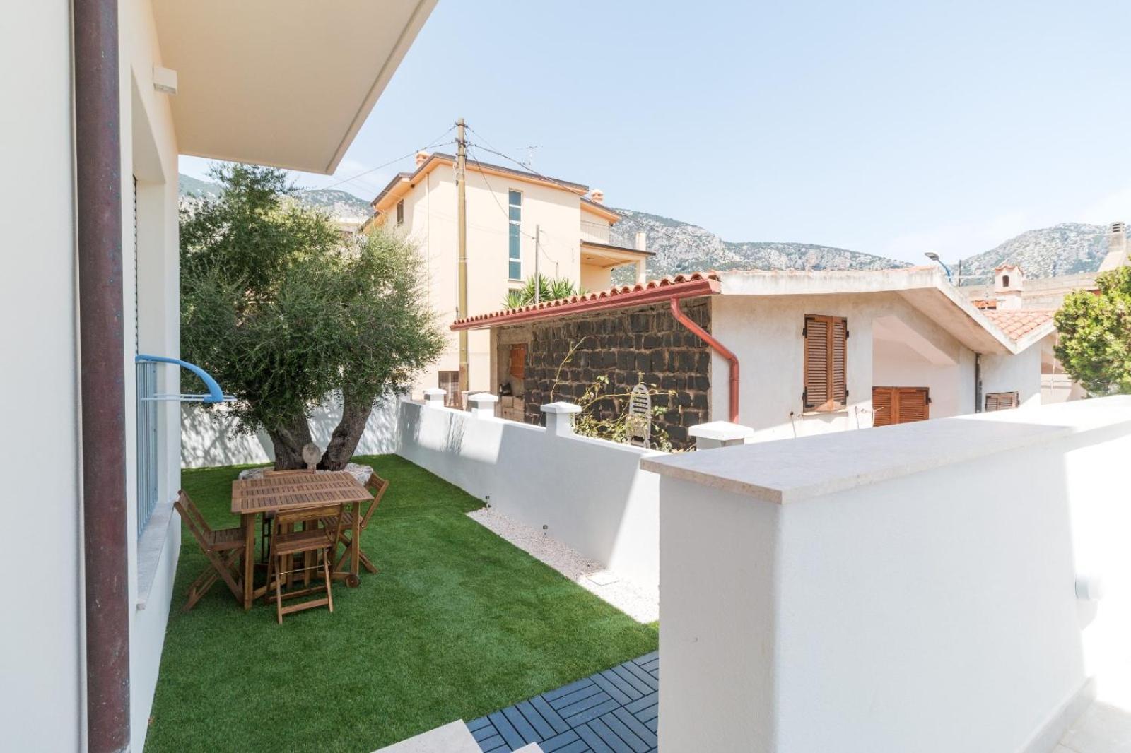 Casa Chiara, appartamento per 4 Cala Gonone Esterno foto